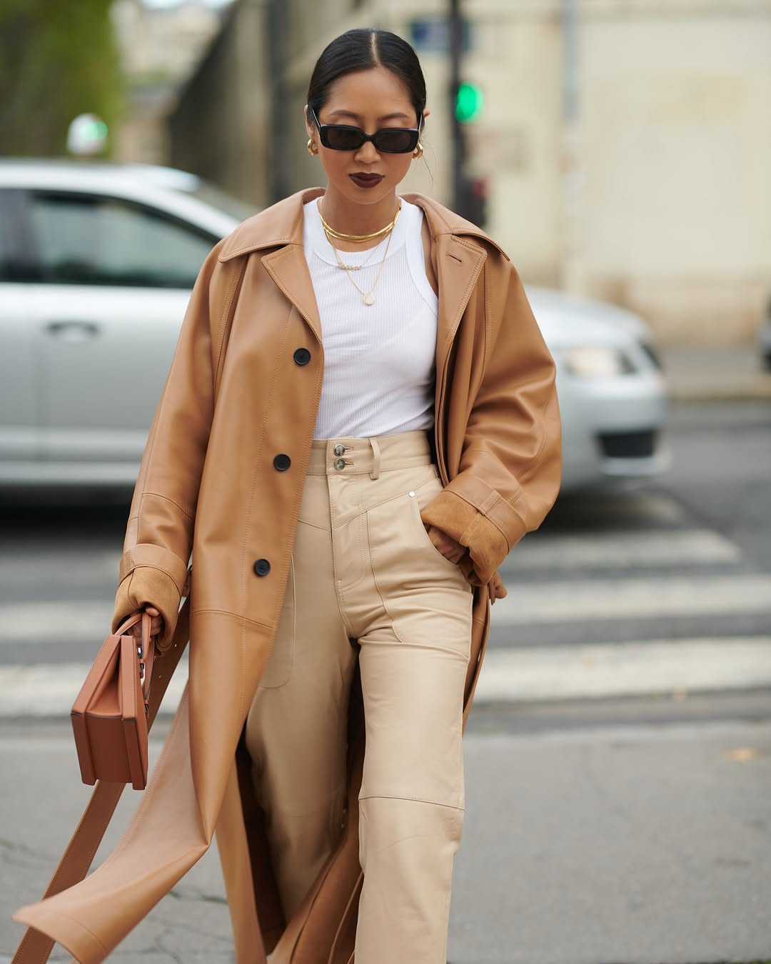 influencer with klein necklace