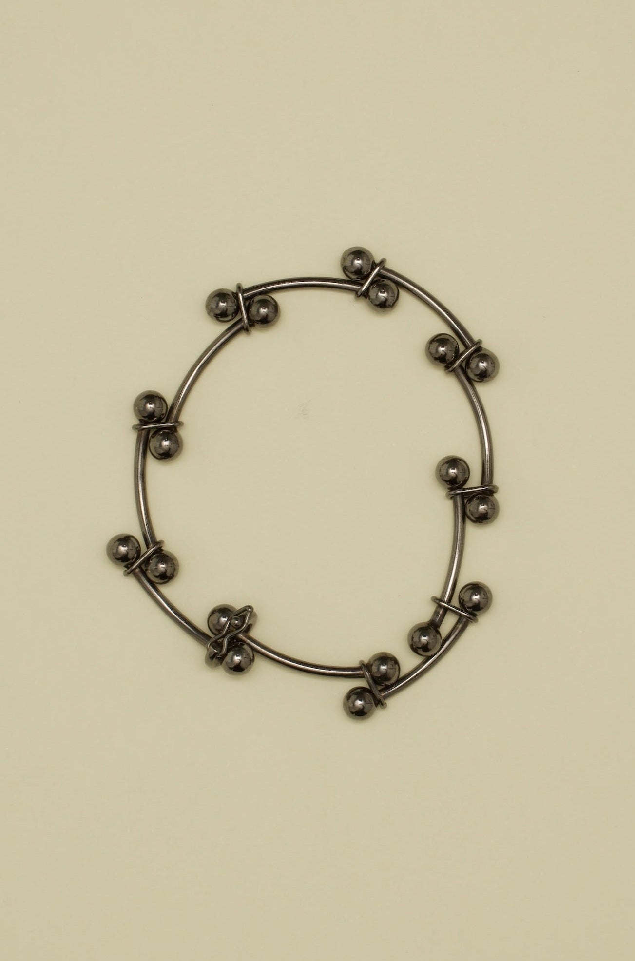 CINCO Vintage — Silver No. 010