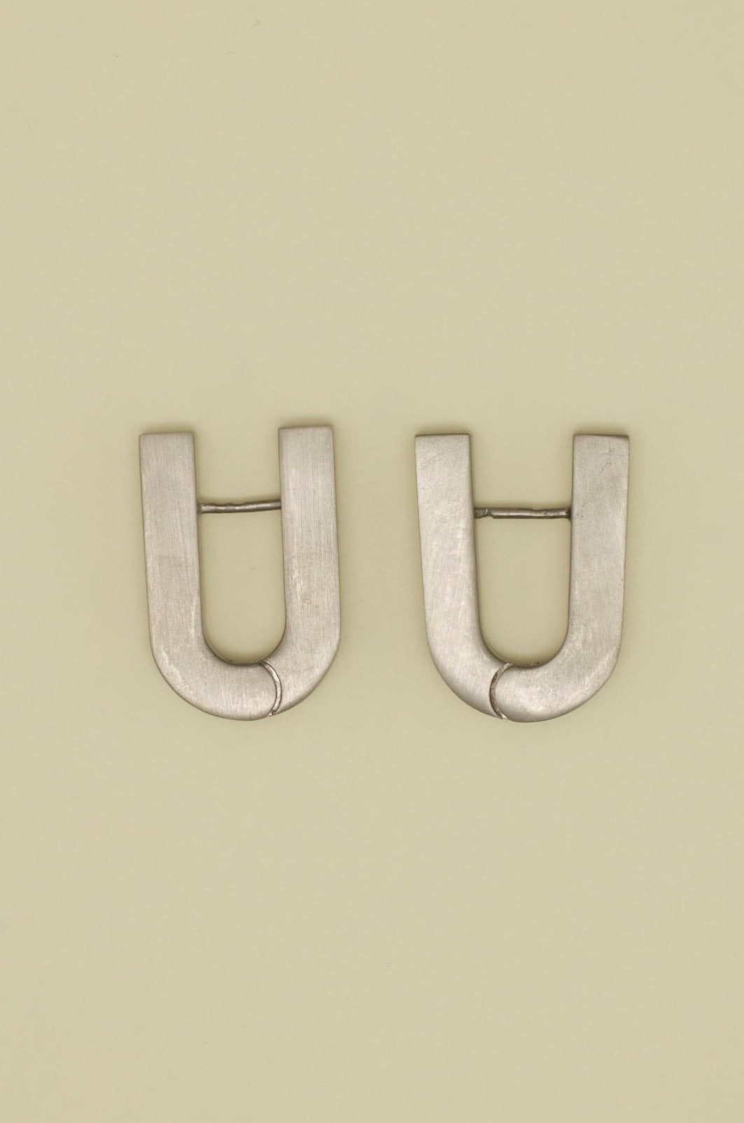 CINCO Vintage — Silver No. 002